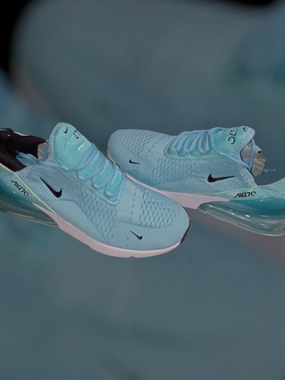 Nike Women’s Air Max 270 Sneakers - Aqua Teal